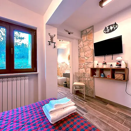 La Del Cervo 2 B&B 카스텔디상로